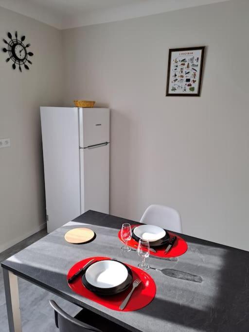 Agreable T2 Classe 3 Etoiles, Refait A Neuf, Dans Quartier Calme Rodez Extérieur photo